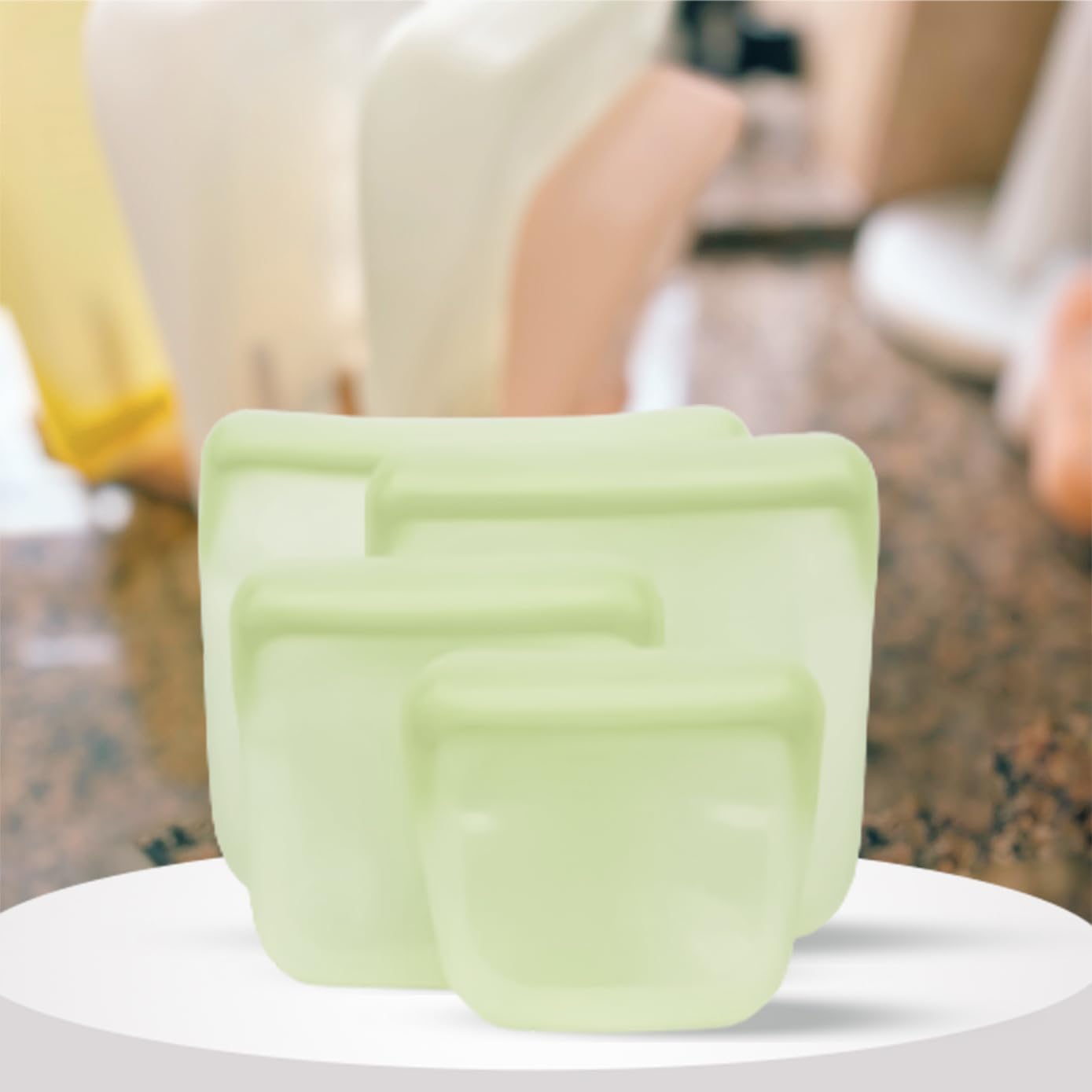 purifyou Set of 5 Reusable Silicone Storage Snack Bags 6oz / 16oz / 32oz / 64oz Self-Seal Food Storage Container for Fruits, Vegetables, Sandwiches, Dishwasher Safe & Leak-free (LimeCream, 32oz)