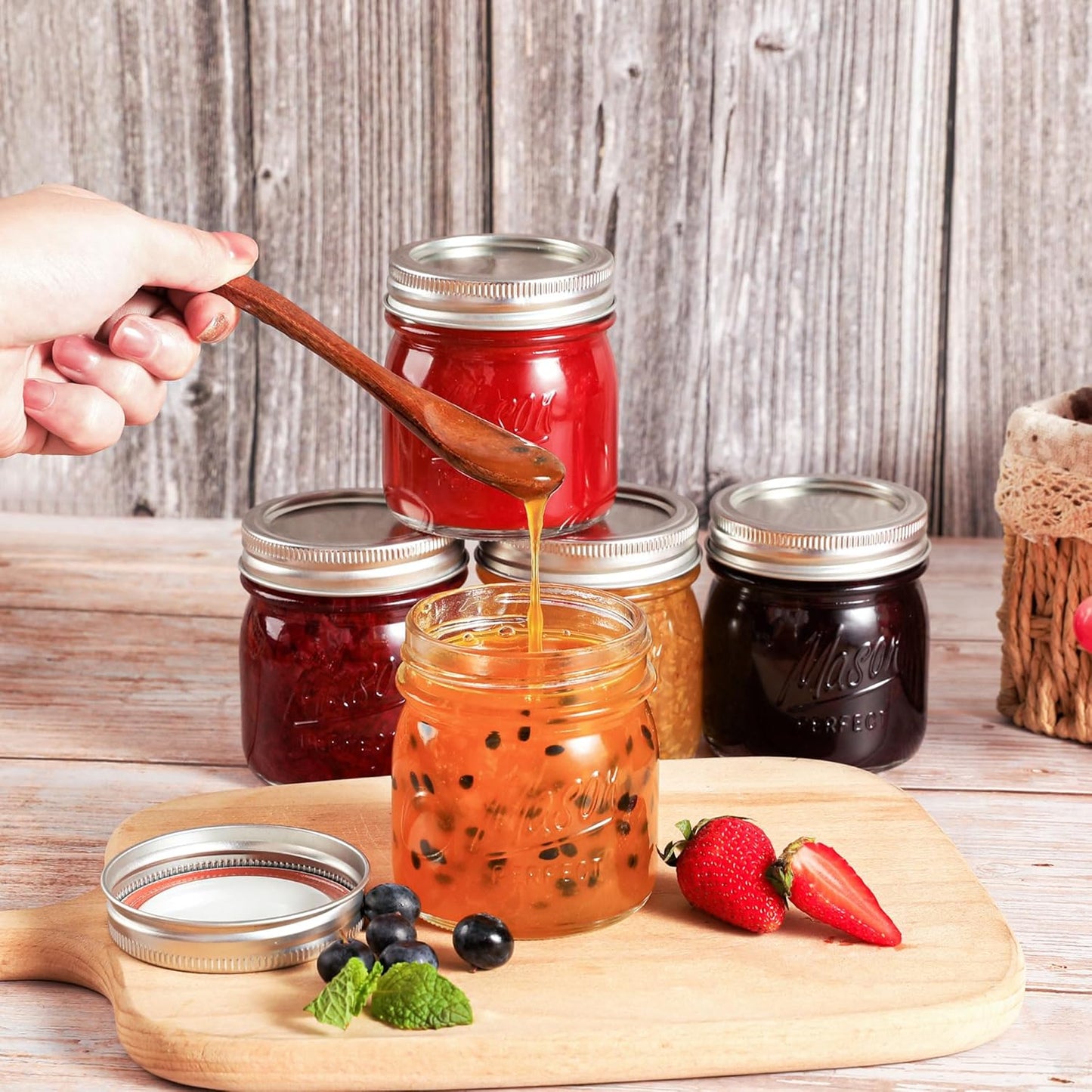 16 Pack 8 oz Mason Jars with Regular Airtight Lids - Glass Canning Jars 8 oz, Mini Mason Jars for Jam, Jelly, Honey, Overnight Oats, Party Favors, Shower Favor, Separable Lids