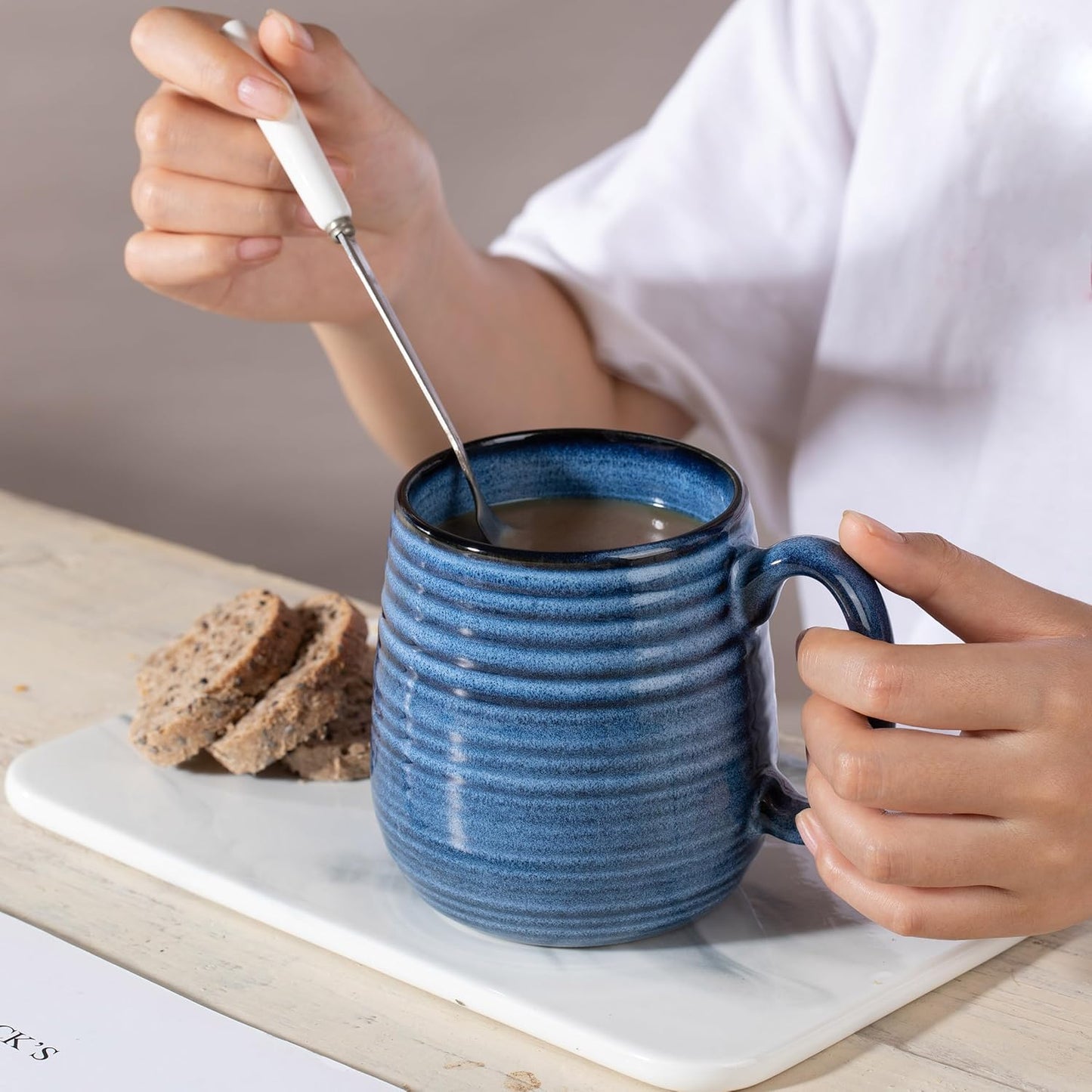 20 oz Large Ceramic Coffee Mugs set of 2, Coffee Mugs for Women and Men, Big Tea Cups, Large Handle Mug for Office and Home, Microwave and Diahwasher Safe (Blue with Stripes, 2PCS)