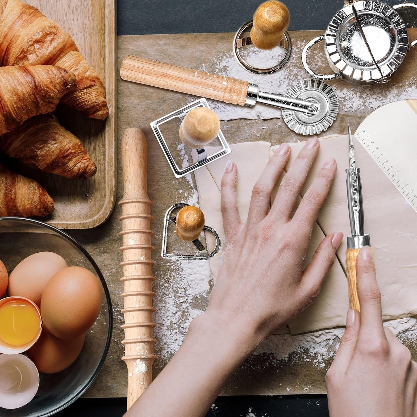 14 Pieces Pasta Making Tools Set, Ravioli Mold Set, Ravioli Maker with Roller Wheel, Ravioli Cutter Set with Wooden Handle, Pasta Making Kit for Ravioli Press Mold. Suitable for Home and Beginners